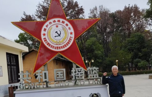 杨友明诗词研究   杨友明诗词的社会影响力有多大？