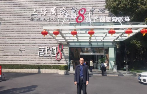 郑泽宇诗人
