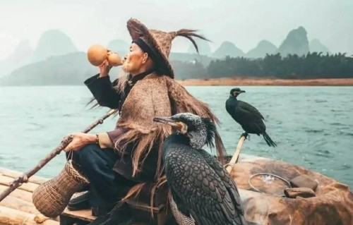 五绝·渔翁宴请