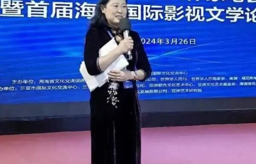 全球诗人【61】李爱英（加拿大）