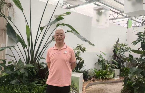 杨友明诗词研究     杨友明诗词中描写动物的手法