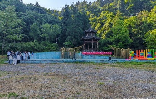 记九道水团建