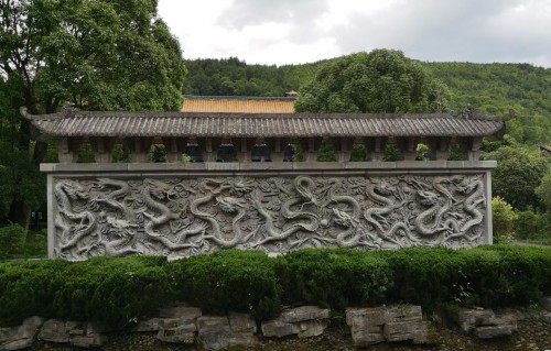 忆江南•财经济