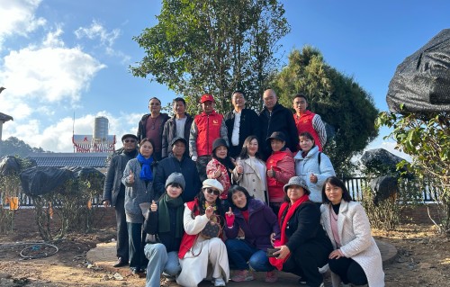 凤庆民俗旅居首选地琼英茶山妙不可言