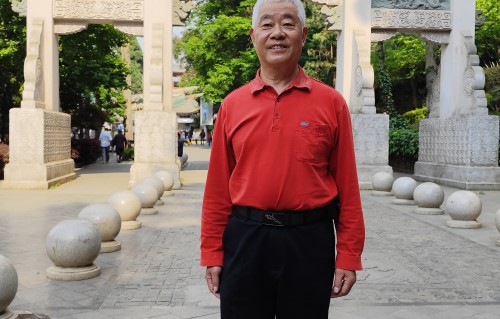 杨友明诗词研究   杨友明作品受欢迎的原因是什么？